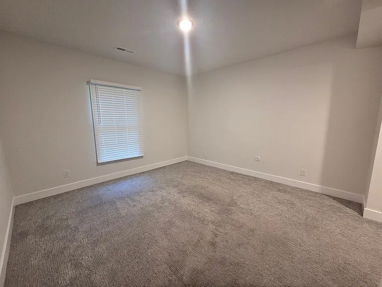 2301 Grant Ln — Photo 50