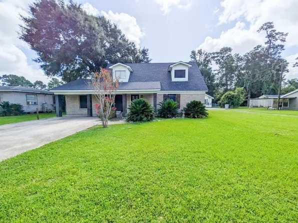 460 Belvedere Dr, Beaumont, TX 77706