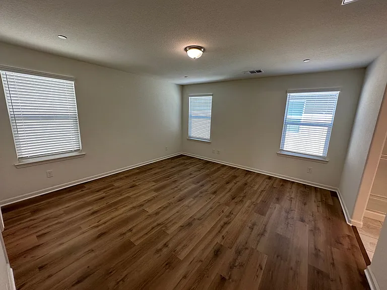 10720 Padua Way — Photo 21
