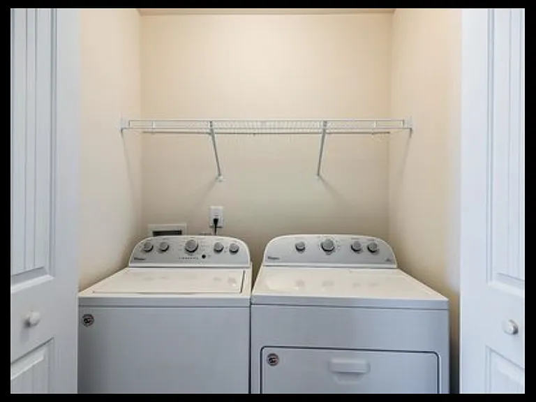 1108 Kudzu St — Photo 11