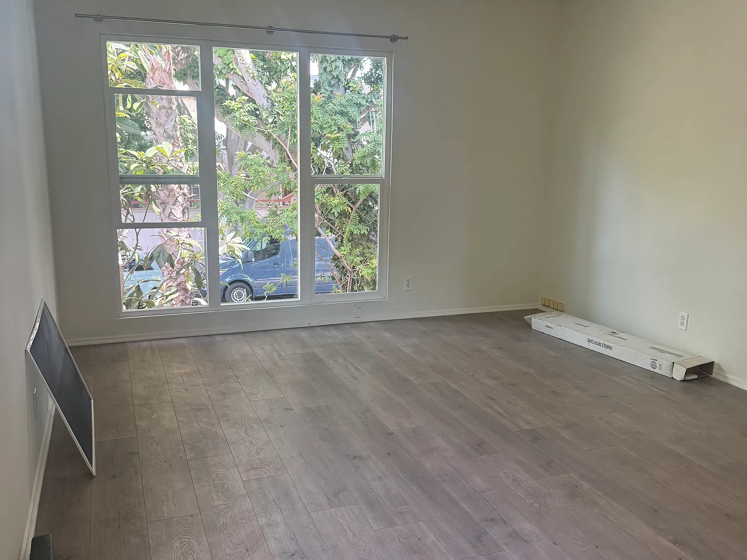1 bed, 895 sqft, $2,600 — Photo 2