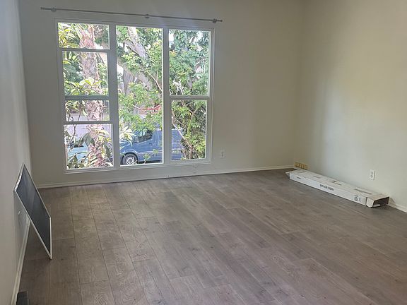 2nd image of 1350 Franklin St #4