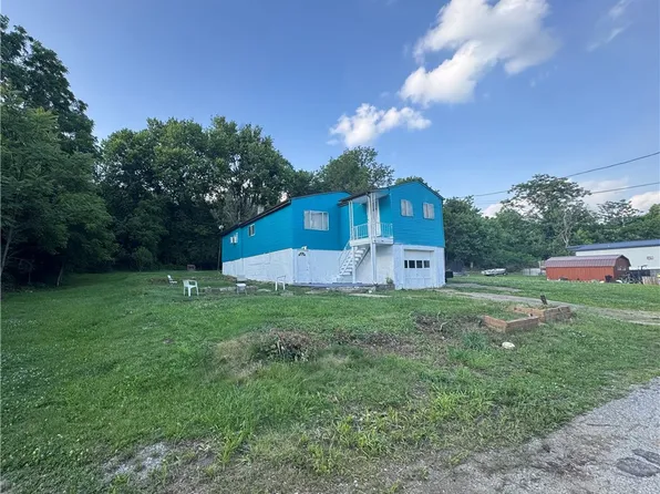 38 Green Hill Rd, Rostraver Township, PA 15012