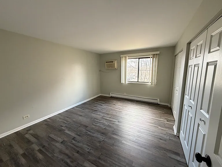 7809 Woodward Ave — Photo 6