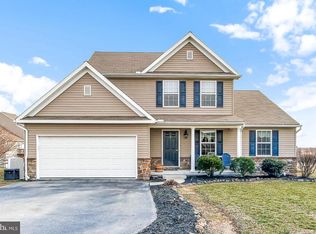239 W Imperial Dr, Aspers, PA 17304