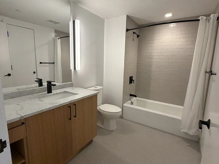 83-84 Gardner St #U208 — Photo 9