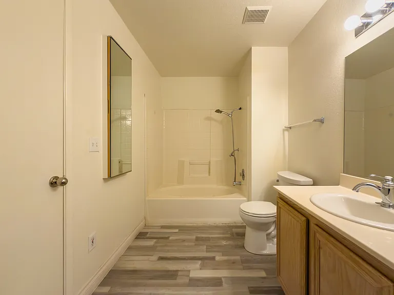 8070 W Russell Rd #2063-1 — Photo 8