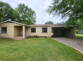 356 Archie Smith Rd, Hattiesburg, MS 39402