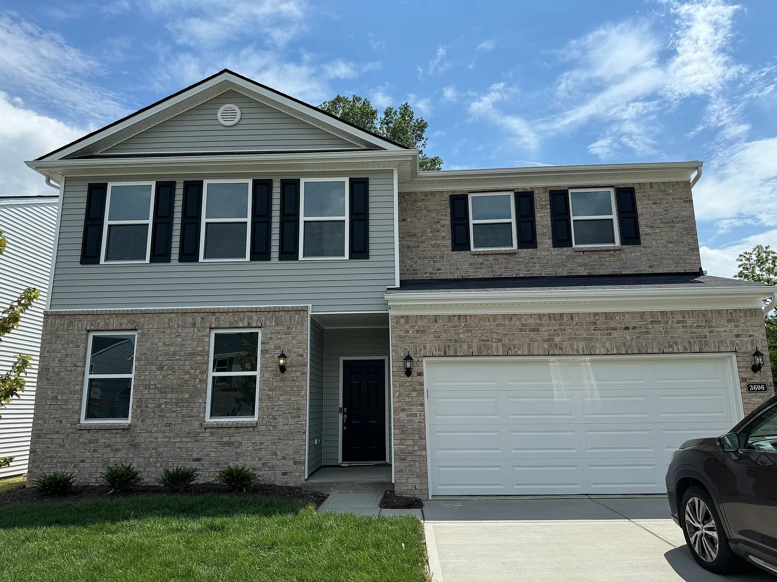 4 bed, 2.5 bath, 3020 sqft, $2,750 — Photo 3