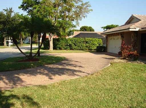 Circular, Brick Pavered Driveway! Lots of Room for Guest Parking!