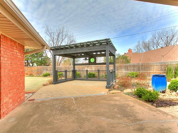 3rd image of 7713 Rumsey Rd