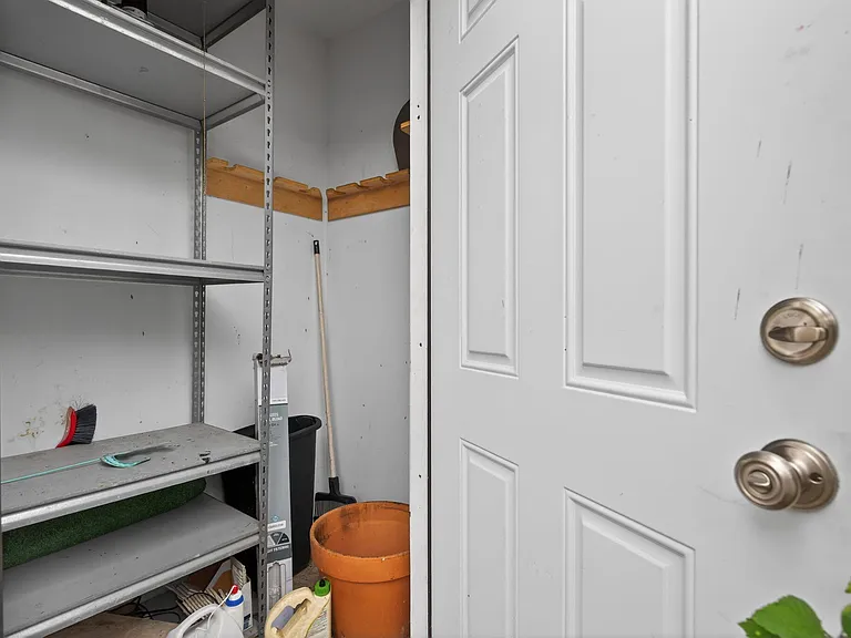 707 Stonewood Ct #19C — Photo 19