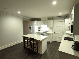 920 Wavertree Rd, North Vancouver, BC V7R1S3