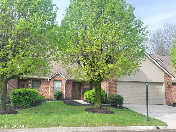 662 Farragut Commons Dr, Knoxville, TN 37934