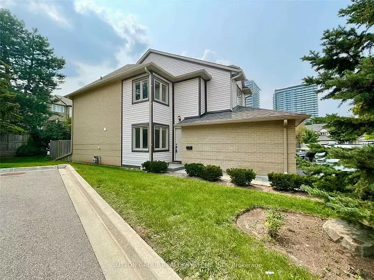 2275 Credit Valley Rd #100 — Photo 18