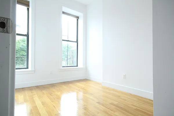 Rented by Rental Solutions Inc | media 24