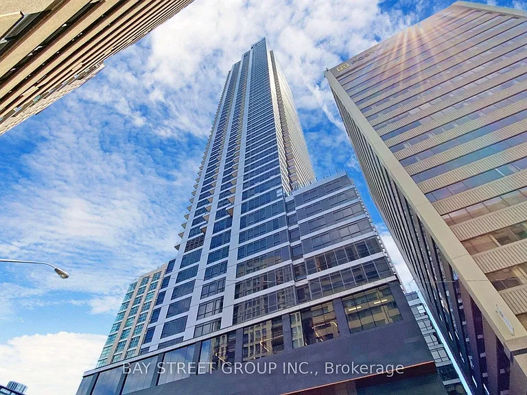 395 Bloor St E #4206 — Photo 3