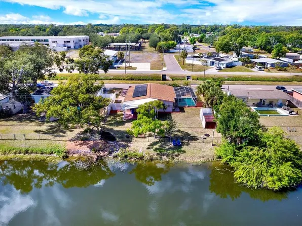7395 18th St N, Saint Petersburg, FL 33702