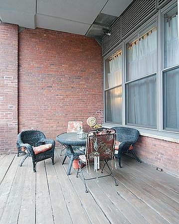2nd image of 156 Porter St APT 129