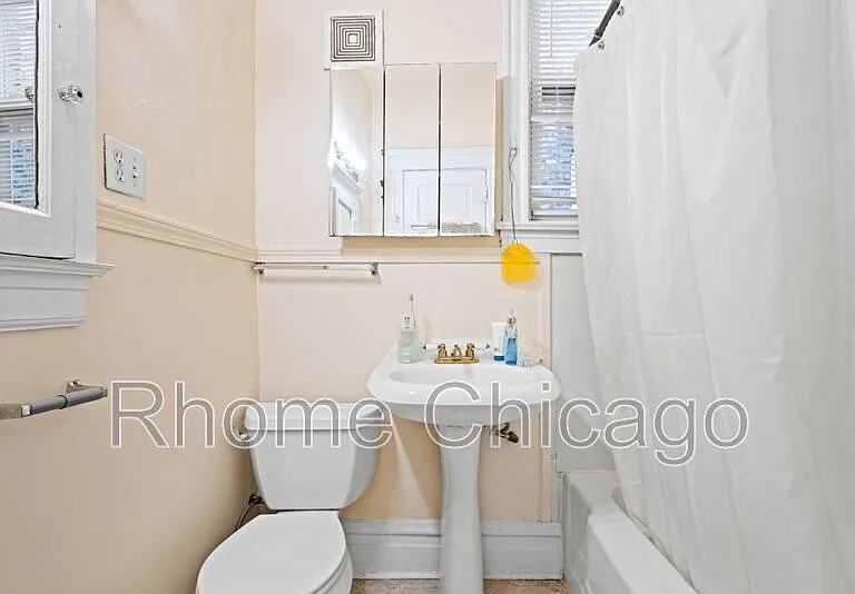 6115 S Drexel Ave #5 — Photo 24