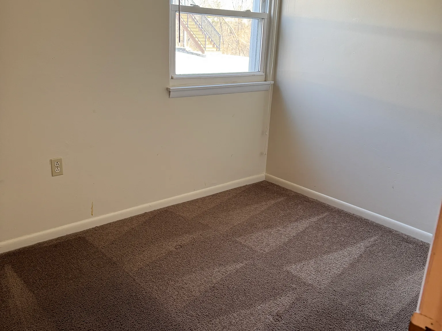 2 bed, 750 sqft, $1,200 — Photo 4