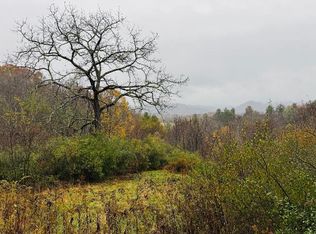 Yonder Ln, Troutdale, VA 24378