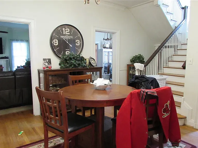 303 S Gray St — Photo 24