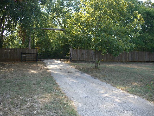 1st image of 228 County Road 1680