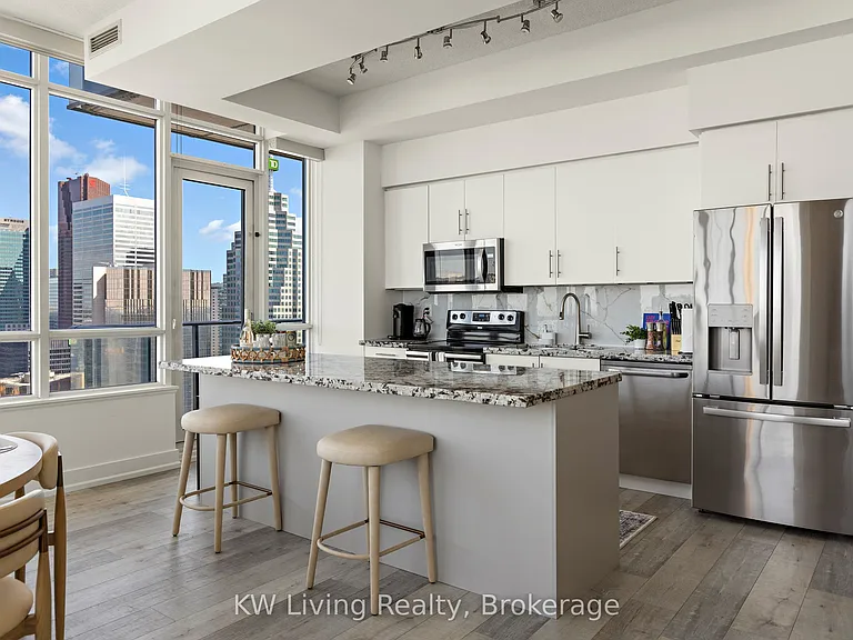 65 Bremner Blvd #5102 — Photo 15