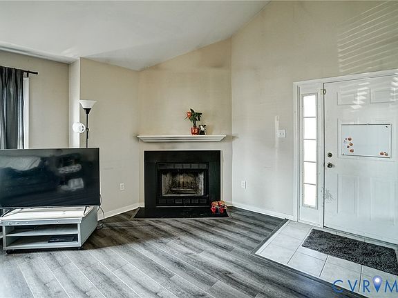 5th image of 4915 Lurgan Pl