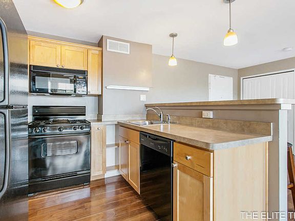 4th image of 505 Cherry St SE APT 310