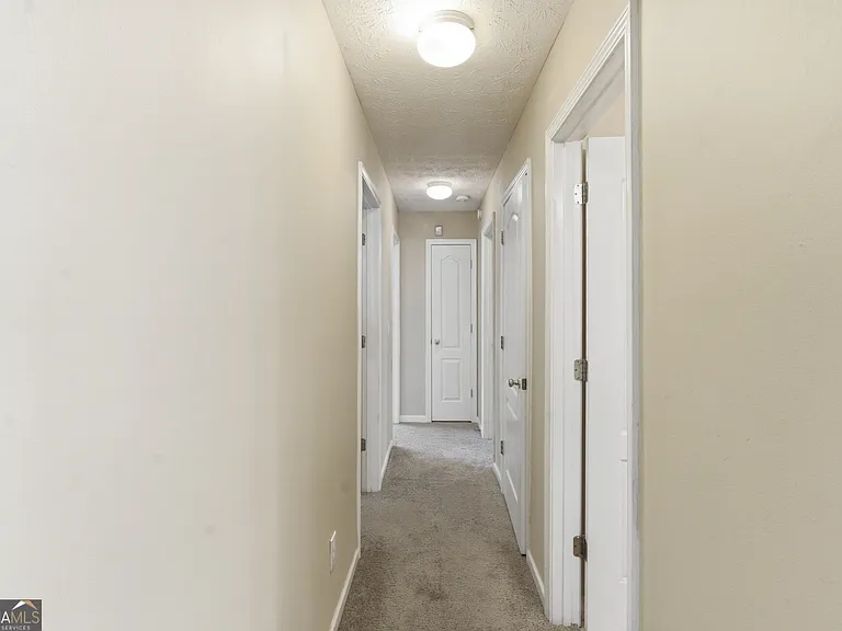 5420 Yellow Pine Dr — Photo 8
