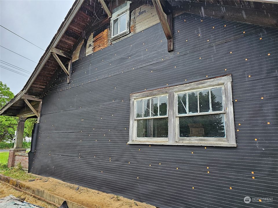 2nd image of 673 Monte-Elma RD