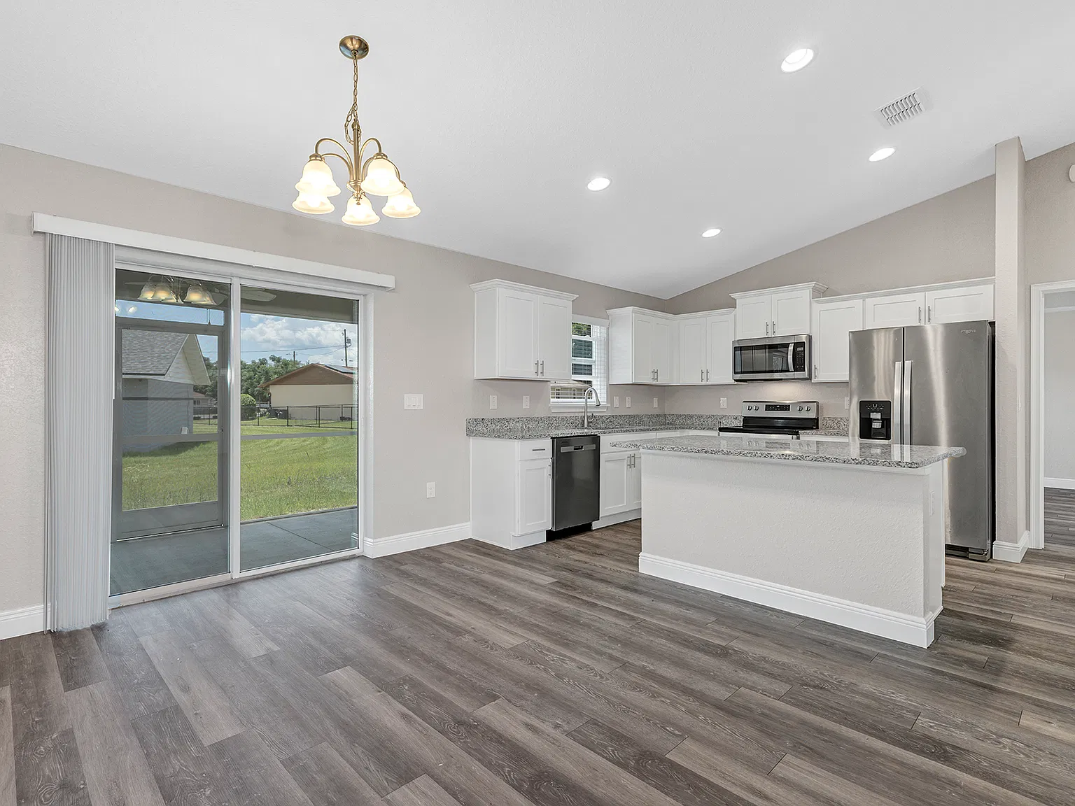 3 bed, 1453 sqft, $1,795 — Photo 2