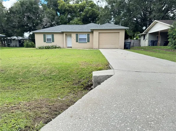 215 Pinehurst Dr, Auburndale, FL 33823