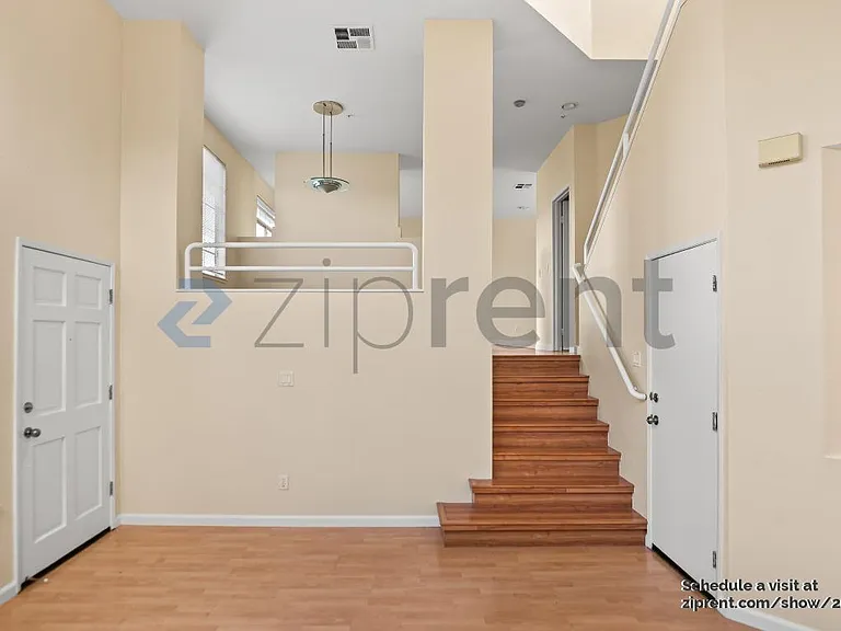 444 Alegra Ter — Photo 11