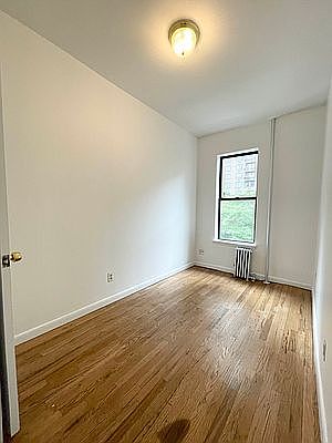 5th image of 509 E 73rd St APT 25