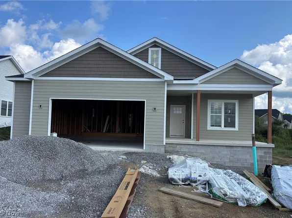 1482 Lake Front Blvd, North Lima, OH 44452