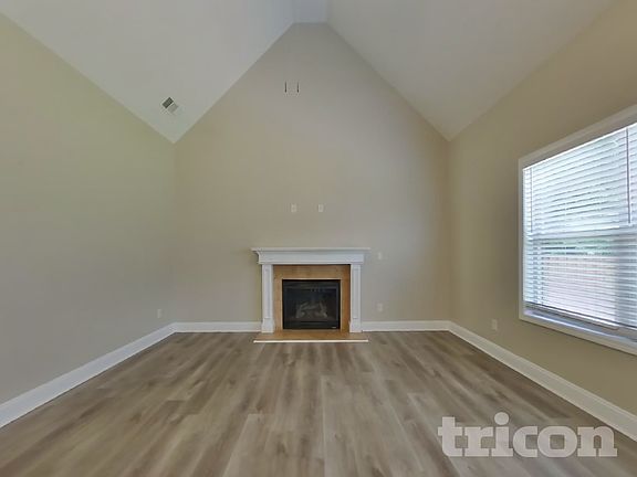 2nd image of 2006 Tiffany Ct