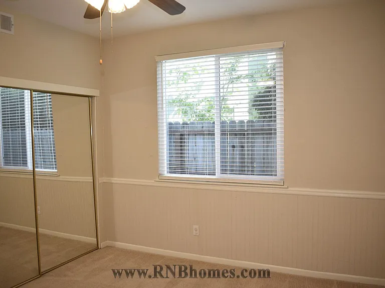 2400 Carr Ct — Photo 12