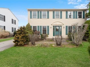 253 Chapmans Ave, Warwick, RI 02886