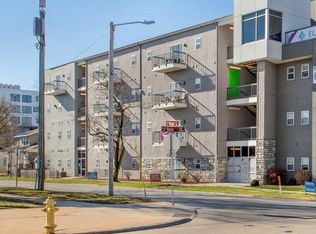 637 E Bear Blvd, Springfield, MO 65806