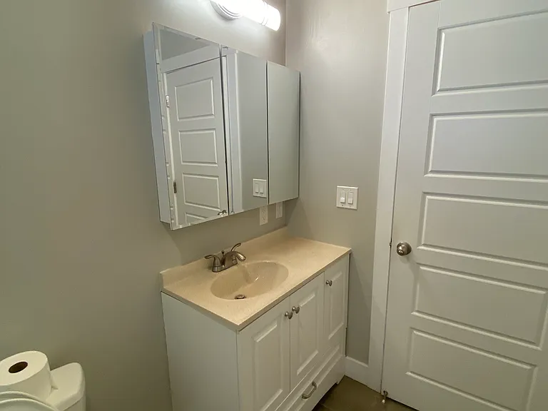 6825 S Jefferson St — Photo 27