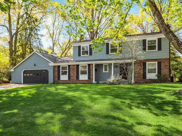 5657 Flintlock Ln, Columbus, OH 43213