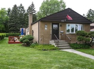1002 Meadowcrest Rd, La Grange Park, IL 60526