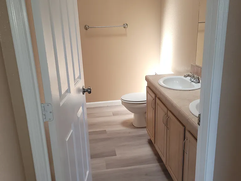 2270 Olivera Rd — Photo 10