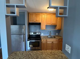 400 Olive St APT C1, Bridgeport, CT 06604