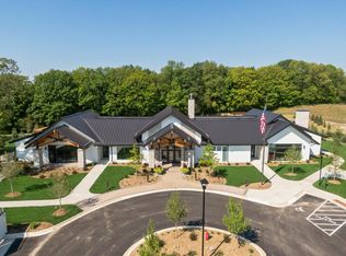 1107 Moers Dr, Chaska, MN 55318