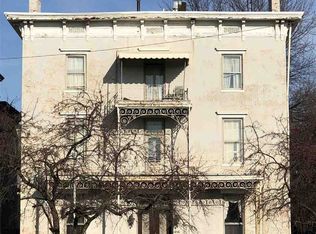 414 SE Riverside Dr, Evansville, IN 47713