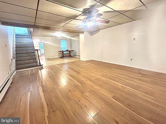2nd image of 417 E Market St